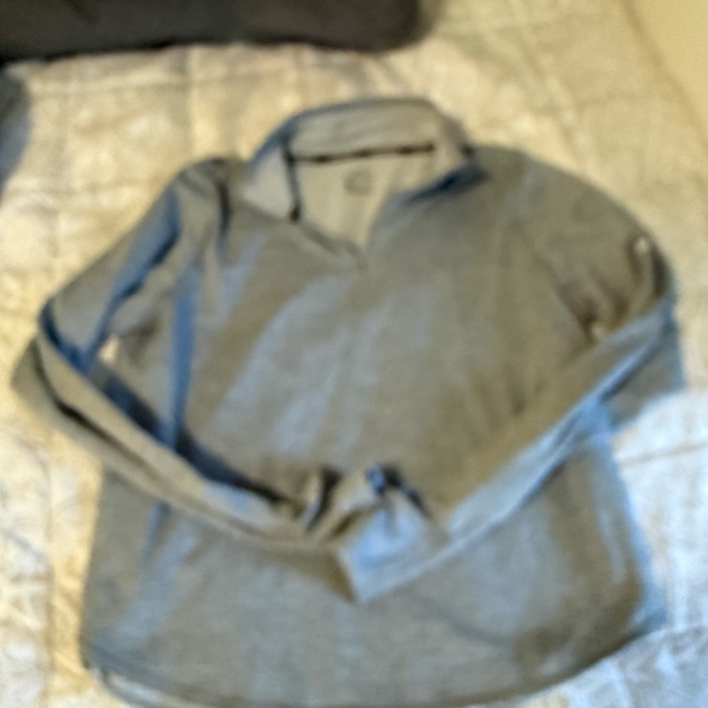 3 Nike pullovers! Size medium-large